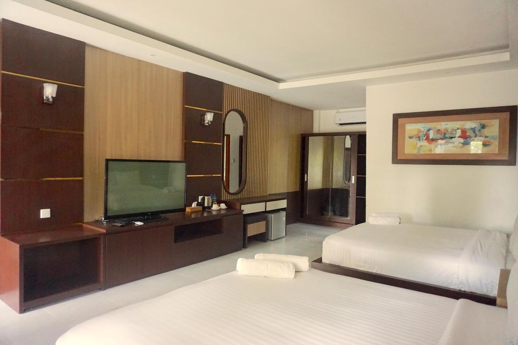 Diva Lombok Resort Senggigi Exterior photo